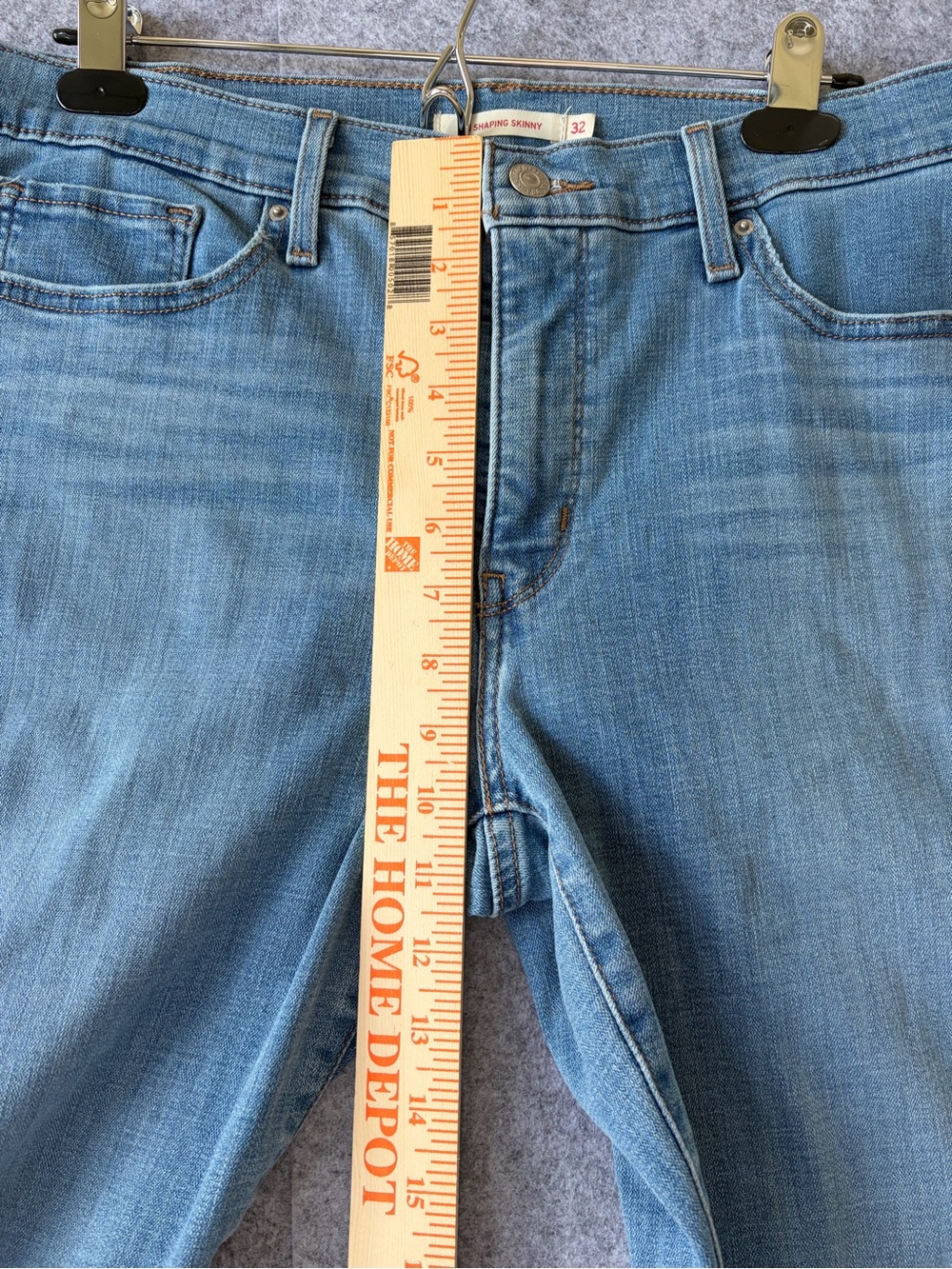 Levi's 311 Women's Shaping Skinny Jeans Light Blue Wash - Picture 4 of 10